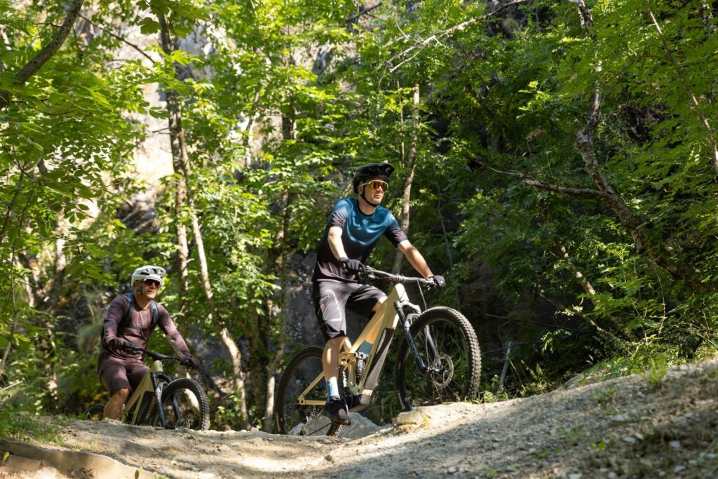 Pourquoi Autrans est une destination incontournable pour le VTT dans le Vercors