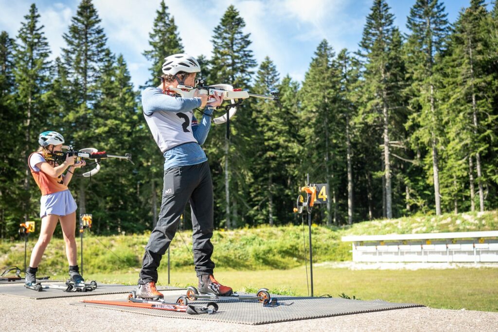 Initiation biathlon à Autrans : en hiver comme en été